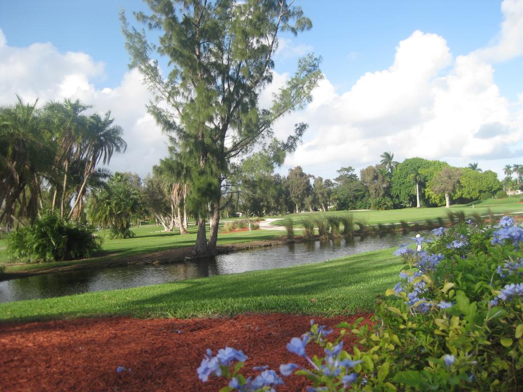 Hollywood Beach Golf Resort Eksteriør bilde
