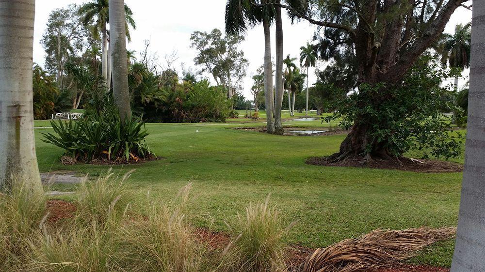 Hollywood Beach Golf Resort Eksteriør bilde
